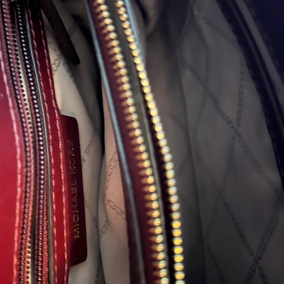 Michael Kors purse - Picture 8 of 10